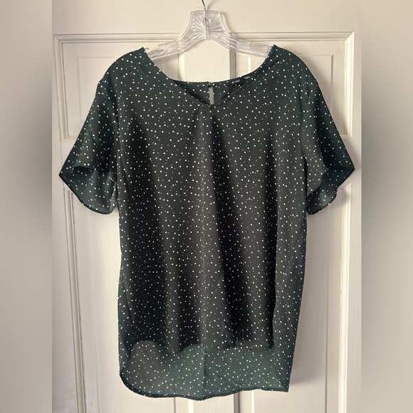 41 Hawthorn Zari Flutter Sleeve Blouse Green Dot - Picture 3 of 5